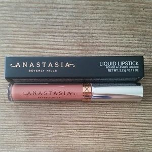 ABH matte liquid lipstick in Hudson